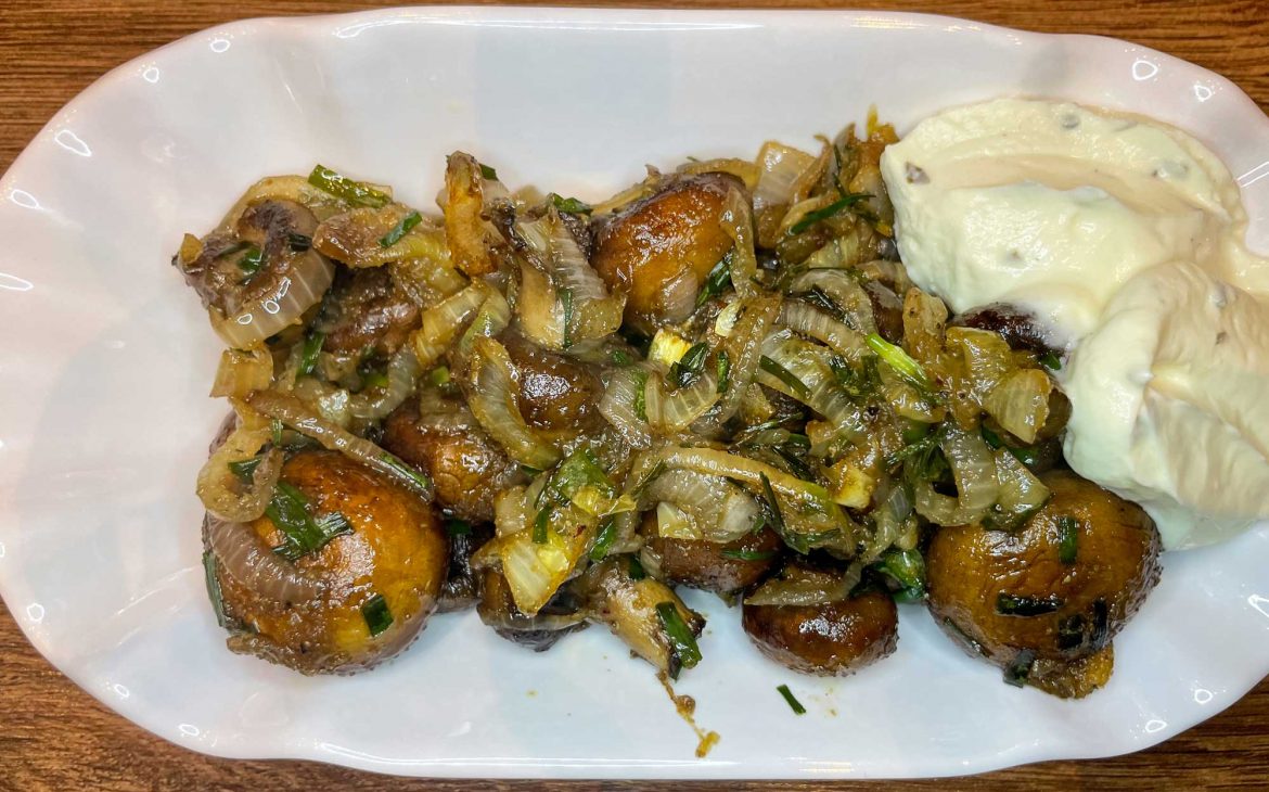 Weihnachtsmarkt zu Hause – Champignons mit Knoblauchsauce